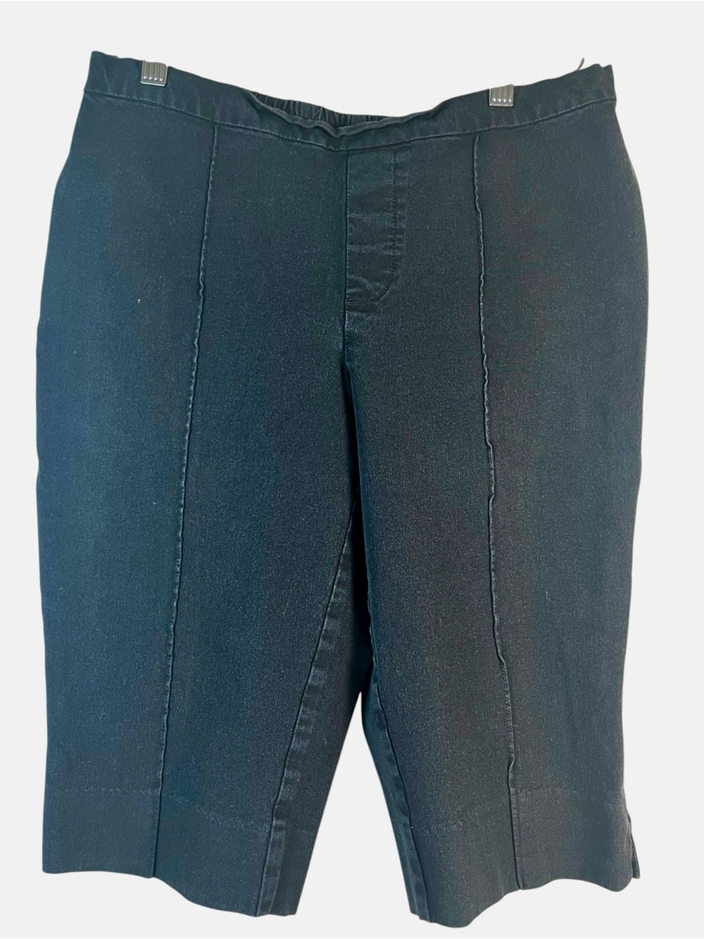 Isaac Mizrahi Women's black Pull-On Crop Pants size 10P - Picture 2 of 9